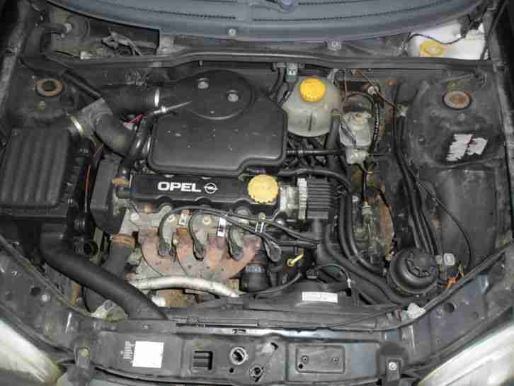 Opel corsa B . 1.4 i zum Herrichten