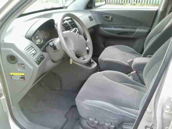 Original Hyundai tucson 2,0 gls 2006 benzin 69 tkm AHK Klima Winterreifen Top!!!