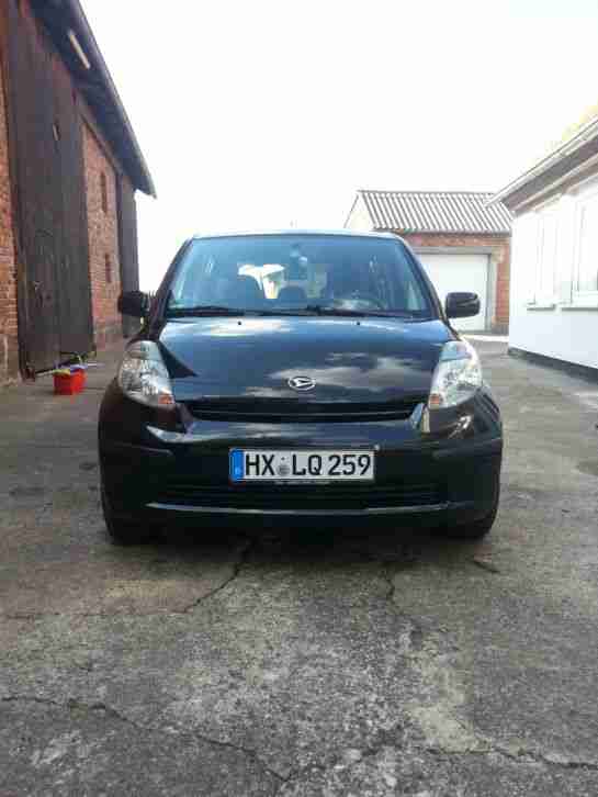 PKW DAIHATSU SIRION