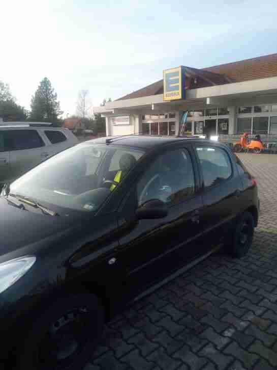 PKW Peugot 206 plus