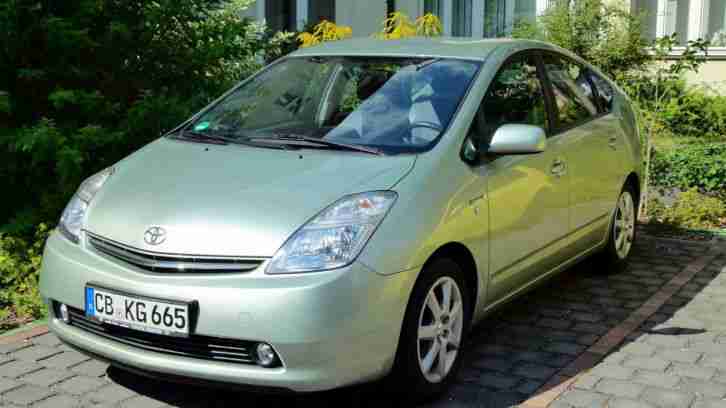 PKW Toyota Prius(Hybrid) executive