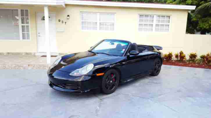 PORSCHE 911 C4 CONVERTIBLE SCHWARZ SCHWARZ