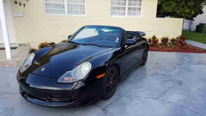PORSCHE 911 C4 CONVERTIBLE SCHWARZ SCHWARZ SCHWARZ