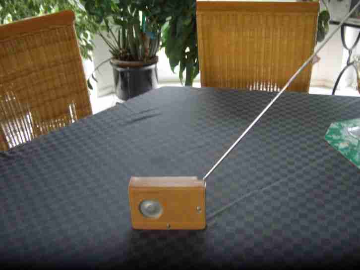 PORSCHE, DESIGN BY F. A. PORSCHE, kleiner Weltempfänger MW, KW, UKW Radio