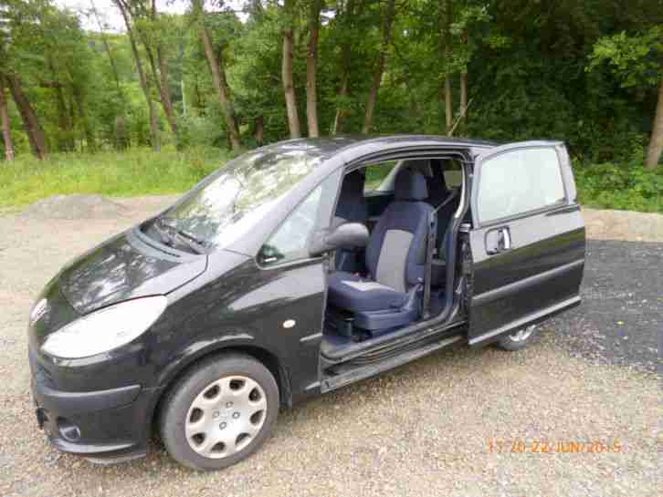 Peugeot 1007 Premium 80961 km gelaufen