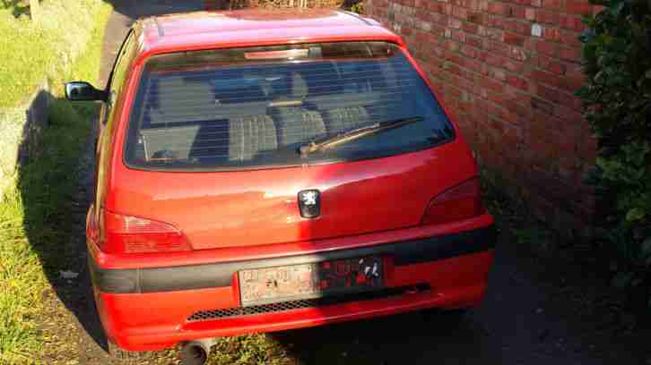 Peugeot 106 Bj. 1997, TÜV März 2015 Fahrbereit für Bastler 8-fach bereift