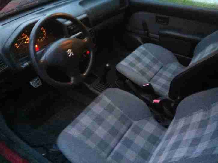Peugeot 106 EZ 30.09.1998 45PS HU 11/2015