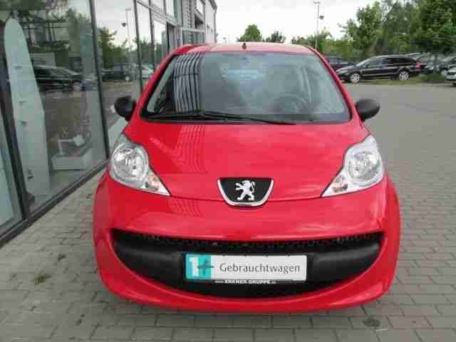 Peugeot 107 1.0 Petit Filou 70 CD-RADIO