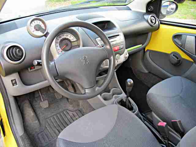 Peugeot 107 70 Filou 1 Hand Klima Servo