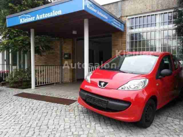 Peugeot 107 70 Filou 1HAND