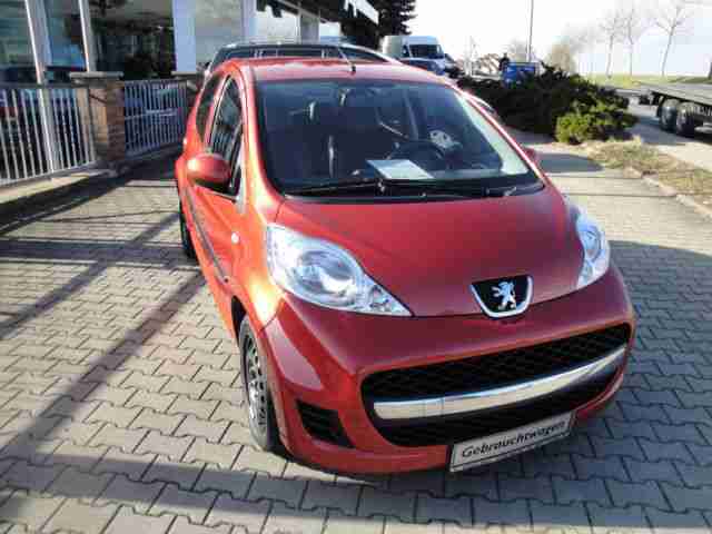 Peugeot 107 70 LUXUS KLIMA ZV LEDER WR