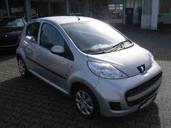 Peugeot 107 Edition Millesim 200 5T