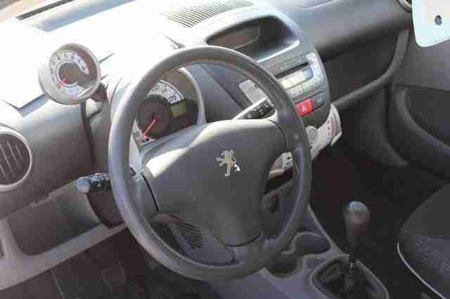 Peugeot 107 Filou 70 *Klima*CD-Ra dio*Allwetterreifen*