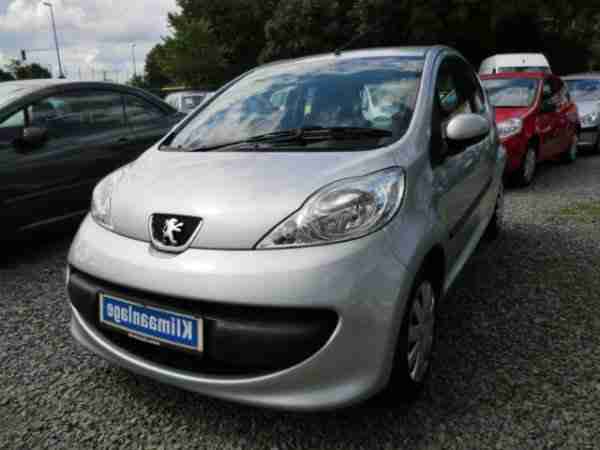 Peugeot 107 Klimaanlage 1.Hand el.FH Servolenkung