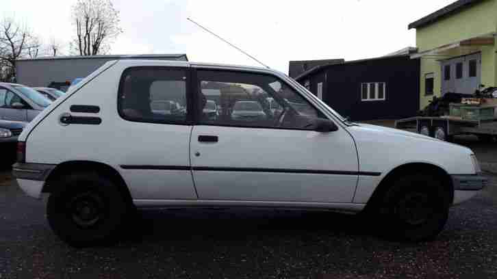 Peugeot 205 1.6. G-Kat Automatik