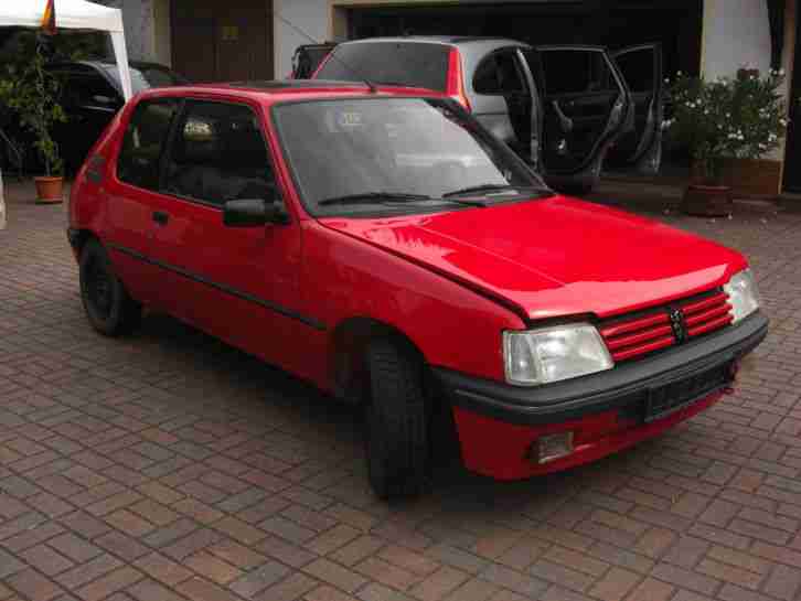 Peugeot 205