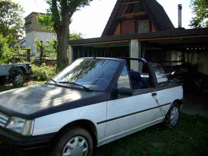 Peugeot 205, Cabrio, Schwarz-Weiß