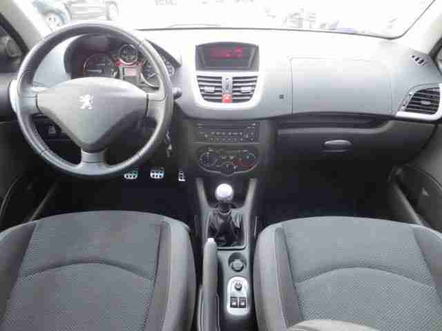 Peugeot 206+ 1.1 3-Türer - Klima - Radio/CD - ABS