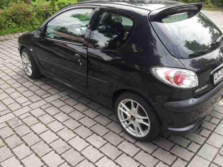 Peugeot 206 1,1 schwarz tiefer breiter Alu Doppelauspuff 92'km Bj 2004 HU10/17