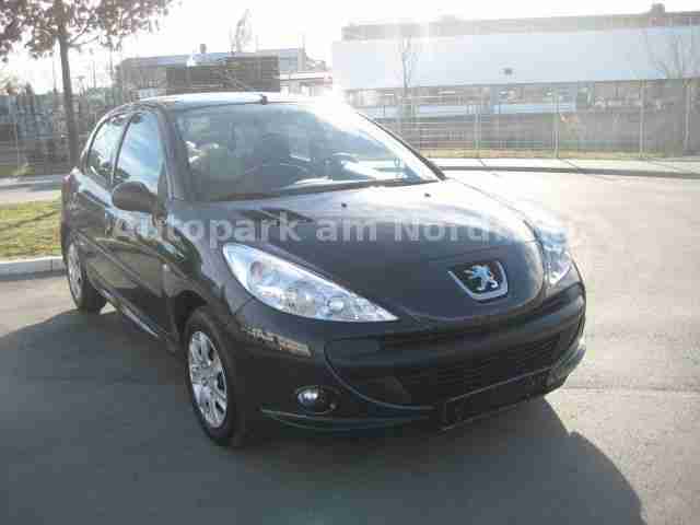 Peugeot 206+ 1.4 HDi eco 70 - Klima/1HD/Winterräder