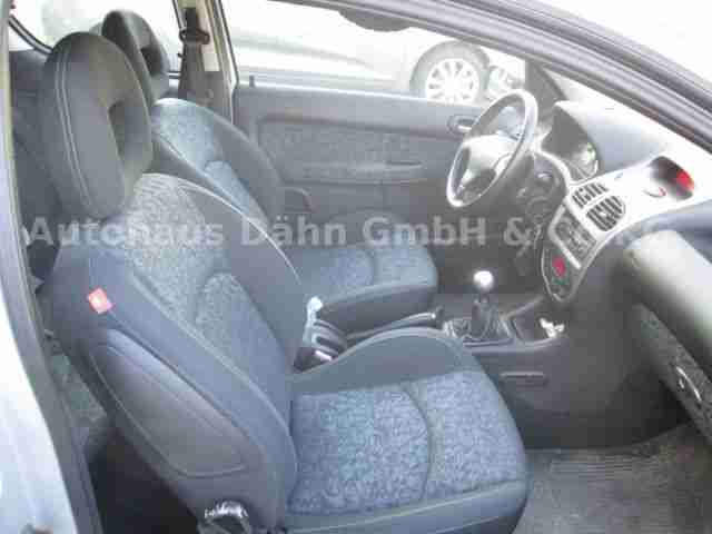 Peugeot 206 110 Quiksilver
