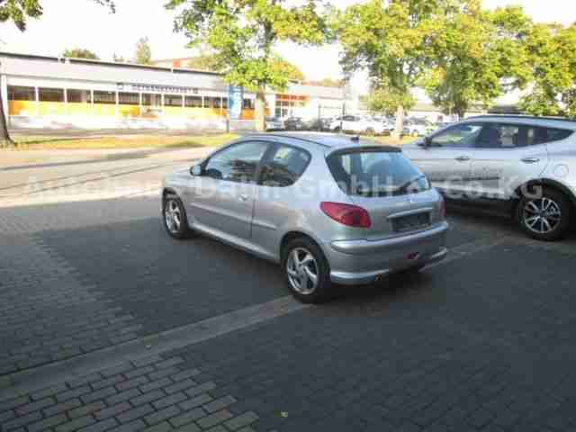 Peugeot 206 110 Quiksilver