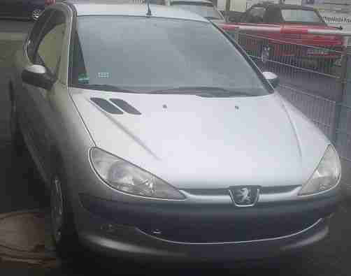 Peugeot 206 - 159.600km - TÜV Neu 05/2015