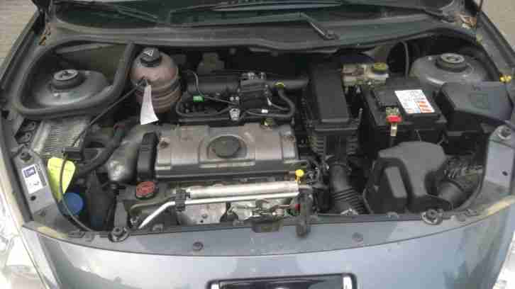 Peugeot 206+ 5-Türer, BJ 2010, 57.000 km, Motor defekt