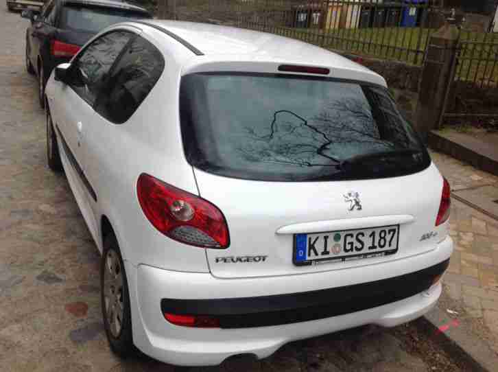 Peugeot 206+ 60 Bj 2009 91000 Km TÜV 3/2018