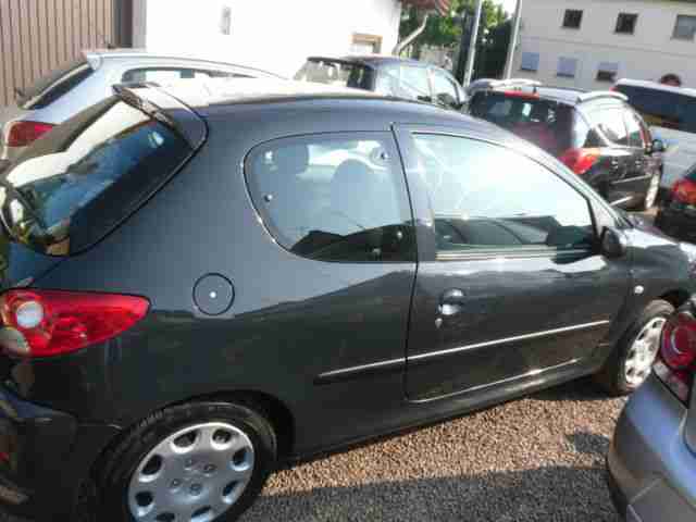 Peugeot 206+ 60 Erst 70000KM12 Monate Garantie