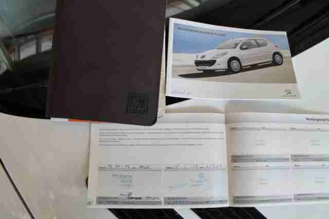 Peugeot 206+ 60 plus 1.Hd S-Heft unfallfrei Sportsitze
