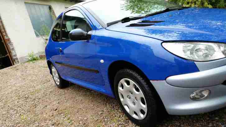 Peugeot 206 60PS TÜV 01/16 Klima Kleinwagen ( Defekt )