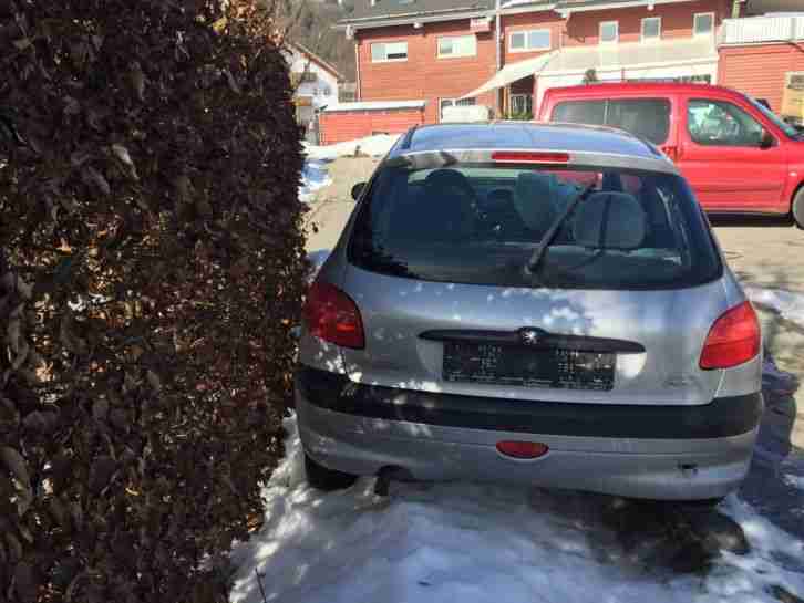 Peugeot 206 75 BJ 05/2000! KLIMA!
