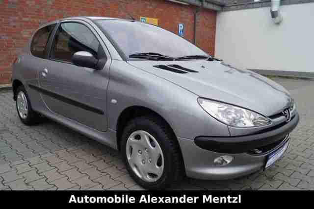 Peugeot 206 75 Premium Automatik GARANTIE TÜV 37929 km