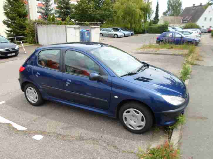 Peugeot 206 75 Presence, TÜV 09/2016, 123k km, Bj 2001, 5 Türer