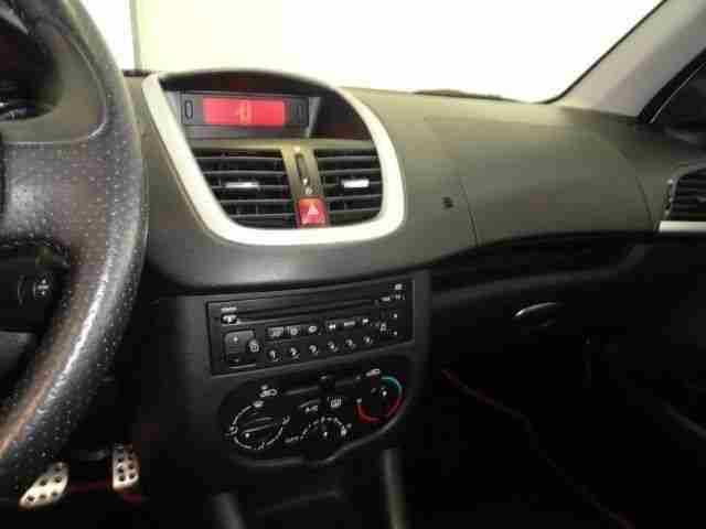 Peugeot 206 75
