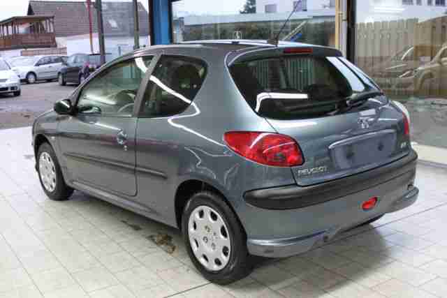 Peugeot 206 75 Tendance Sehr Gepflegt Nur 85tkm