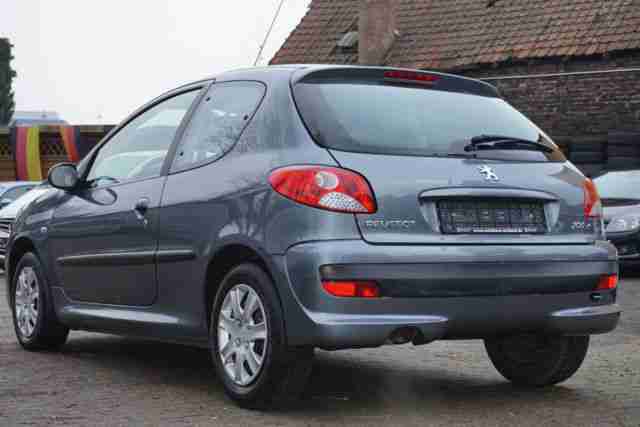 Peugeot 206+ 75 orig. 24.000km! 1.Hand!