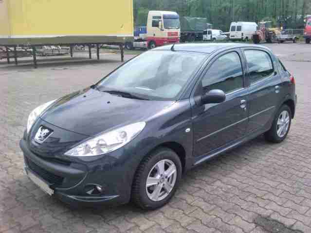 Peugeot 206+ Basis