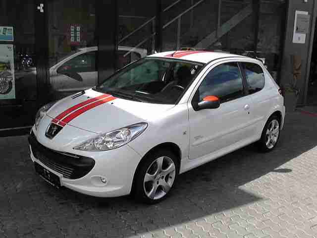 Peugeot 206+ Basis AU+HU Neu, Top!