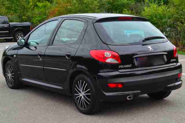 Peugeot 206+ Basis*Klima*5-türig*sehr gepflegt