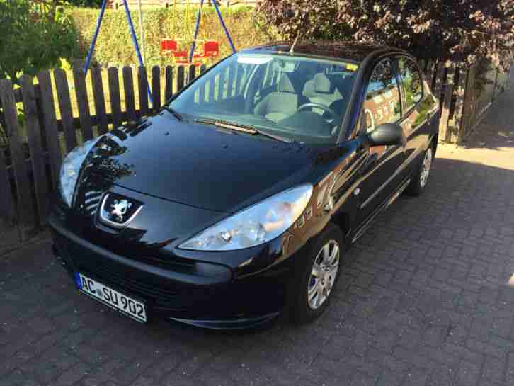 Peugeot 206+ HDi eco 70, Euro5, 97TKM 4Türig, EZ 05/2010 DIESEL SUPER SPARSAM