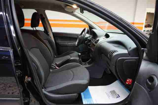 Peugeot 206 Tendance*Klimaanlage*4 Türig*Tüv neu*