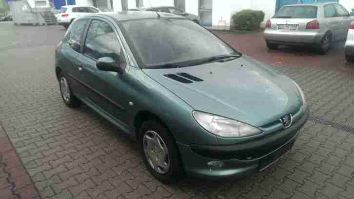 Peugeot 206 XS 110 mit 80kw und erst 94000km ! 2 Hd., Klima scheckheft