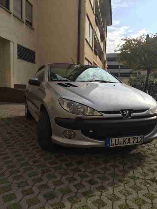 Peugeot 206 cc, Bj/Ez 08.2001, 223000km, AU/HU 08.2016, EURO 4, Leder, Klima