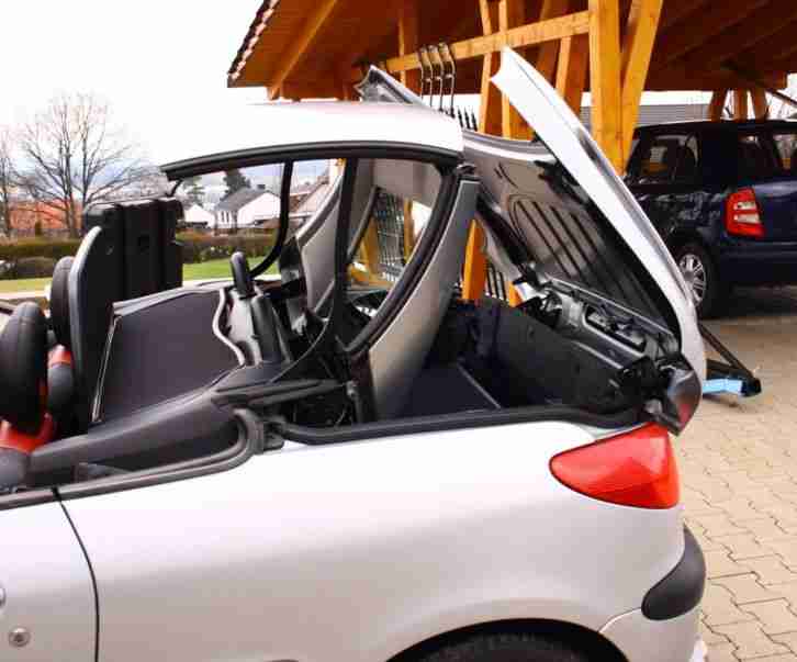 Peugeot 206 cc Cabrio Platinum TÜV 07/18 80 KW 191 TSD km Leder Euro 4 in 58640