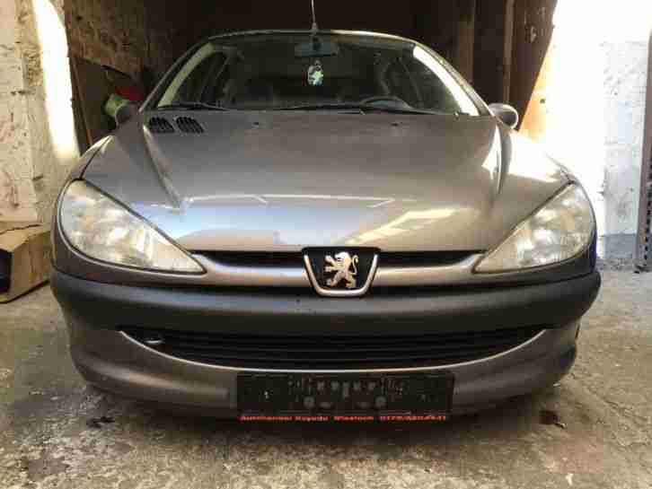 Peugeot 206 mit neuem Tüv