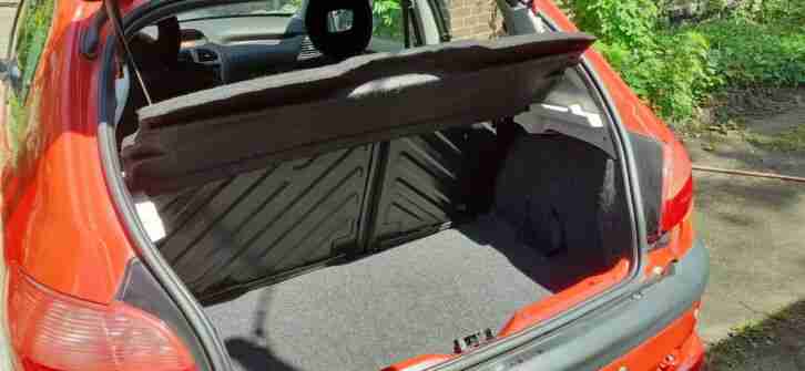 Peugeot 206,rot,Bauj.2002,109 PS, nur 138500 km