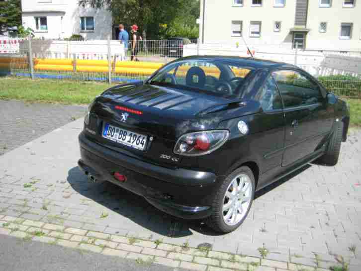 Peugeot 206CC, Cabrio, schwarz, Top, TÜV 03/2016, ALU, NAVI, Klimaautomatik