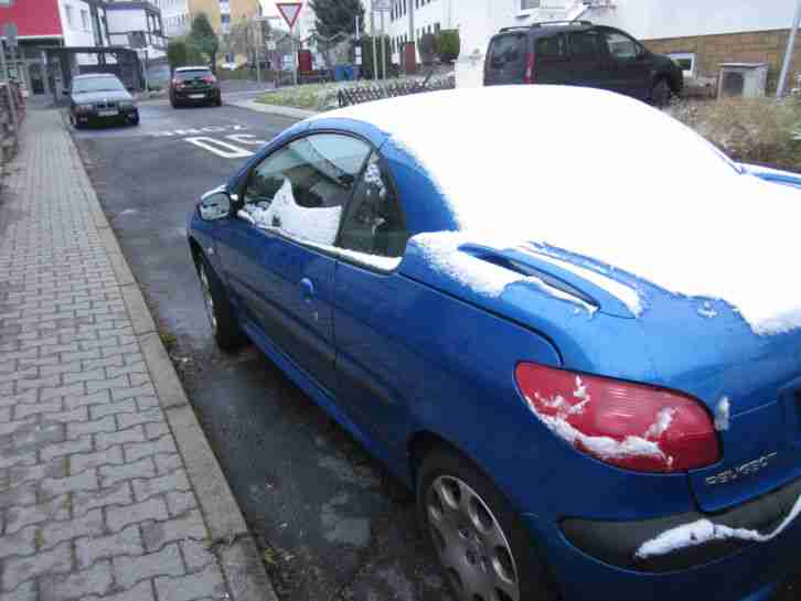 Peugeot 206cc Platinumblau Metallic, 5/2002